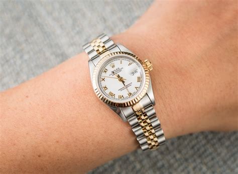 26mm rolex lady datejust 28 on wrist|rolex lady datejust 28 mm.